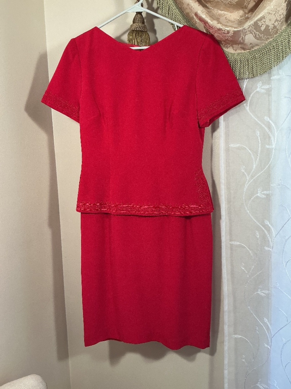 Vintage Maggy London 100% Silk Hot Pink Dress Size 4 Zipper closure 2 pc effect